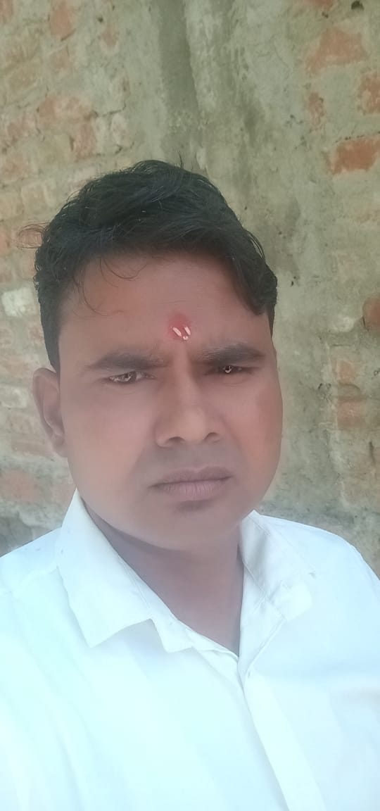 अमरिया क्षेत्र की गड्डा युक्त लिंक रोड । संवाद अमरिया क्षेत्र की गड्डा युक्त लिंक रोड । संवाद