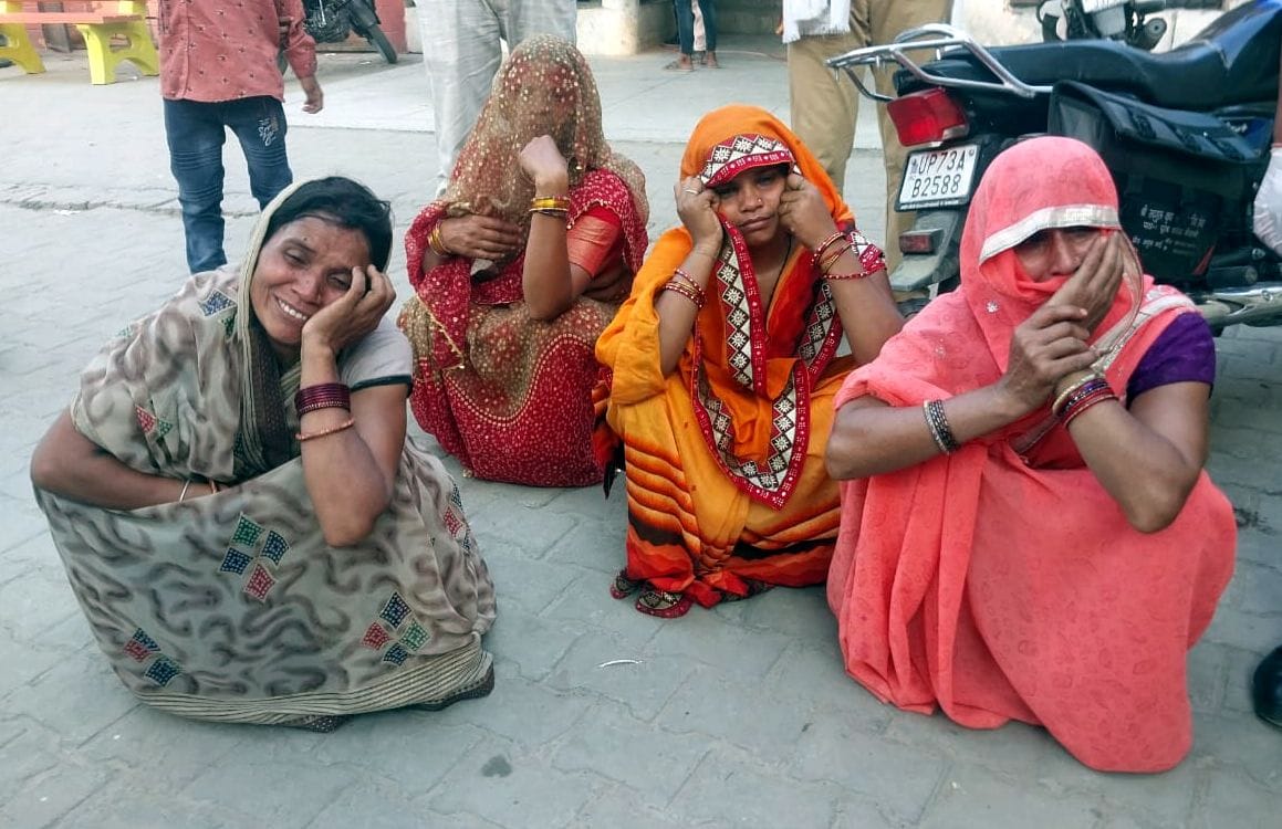 मृतक श्रीयांसी की शादी का कार्ड।