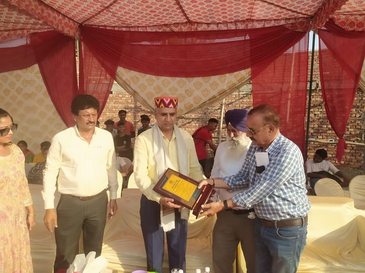 जिला स्तरीय एथलेटिक्स प्रतियोगिता में दमखम दिखाती प्रतिभागी: संवाद