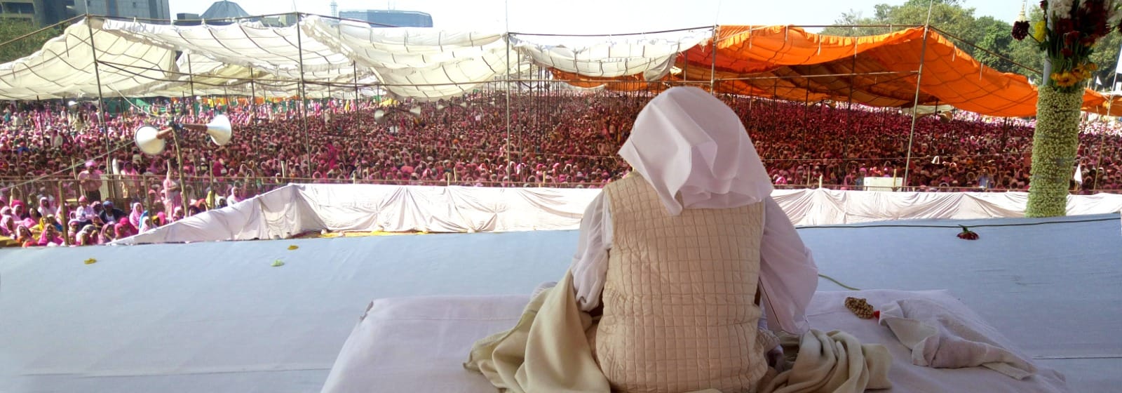 जयगुरुदेव बाबा उमाकान्त महाराज ने की नामदान की अमृत वर्षा जयगुरुदेव बाबा उमाकान्त महाराज ने की नामदान की अमृत वर्षा