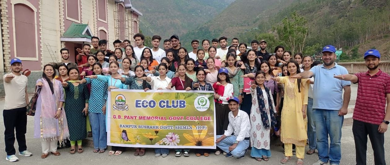 डीपीएस स्कूल झाकड़ी के विद्यार्थियों ने पर्यावरण संरक्षण को लेकर तैयार किया पोस्टर। संवाद