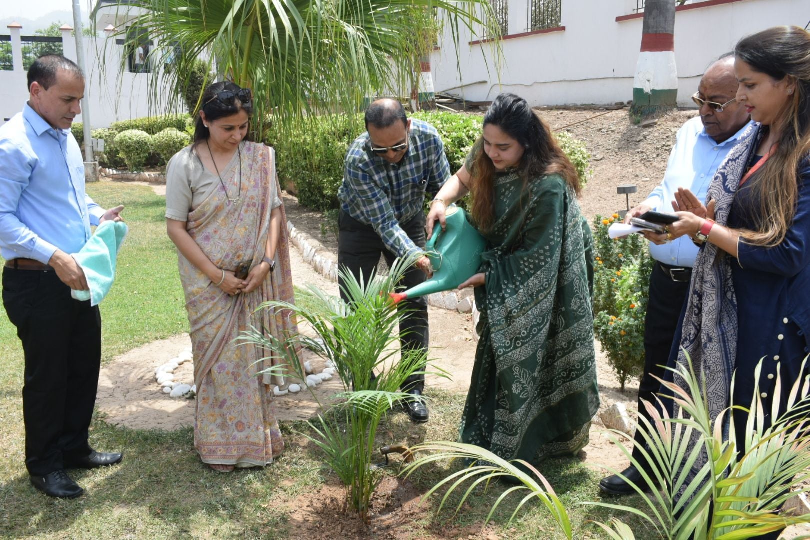 होम्योपैथिक कॉलेज कुमारहहट्टी में प्रदूषण नियंत्रण बोर्ड की ओर से आयोजित कार्यक्रम में मौजूद प