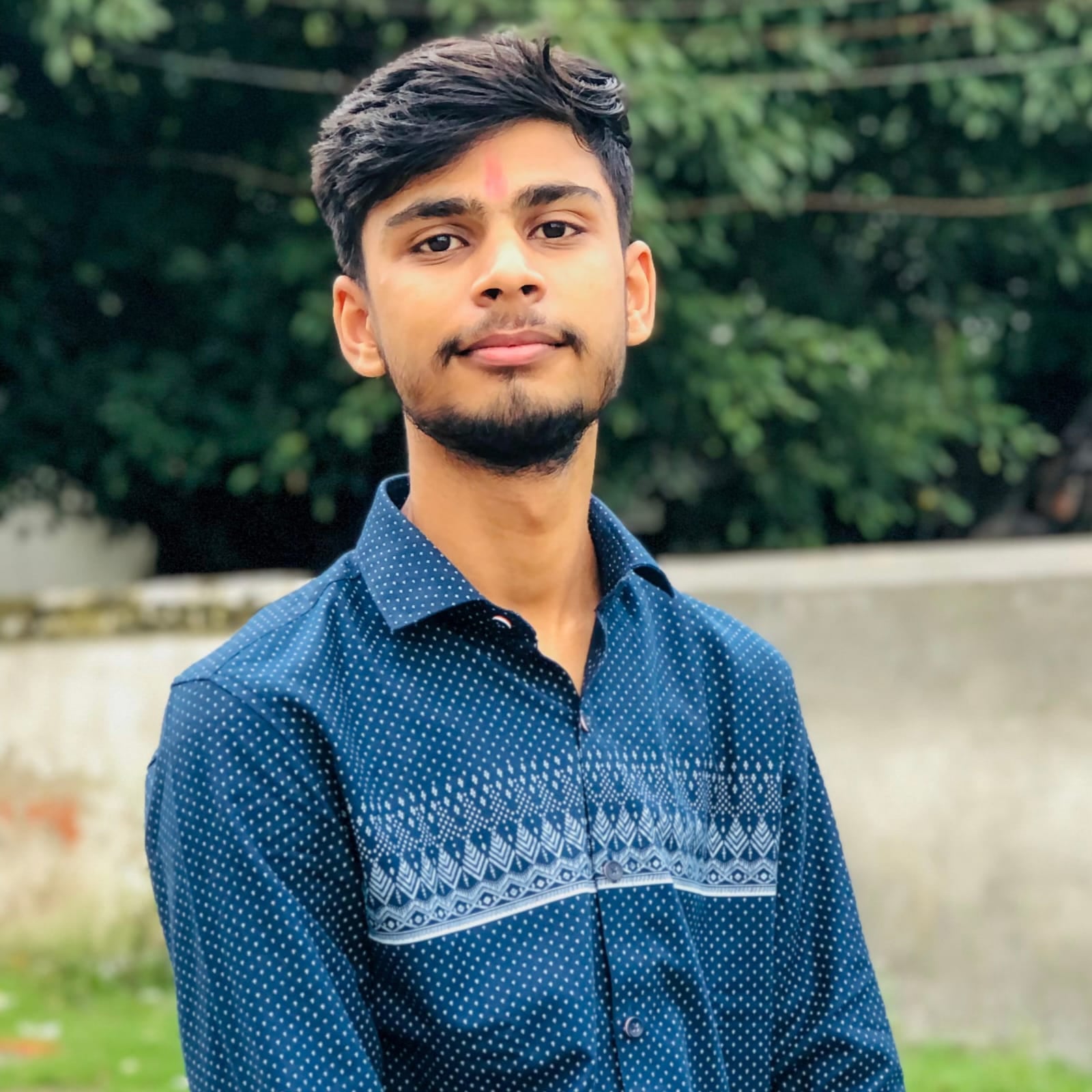 अपने परिजनो के साथ झलक चद्रा । स्रोत - परिजन अपने परिजनो के साथ झलक चद्रा । स्रोत - परिजन