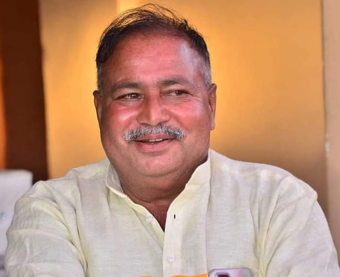 फोटो संख्या:63- सतनाली बस स्टैंड पर खड़ी बसें--स्रोत--संवाद फोटो संख्या:63- सतनाली बस स्टैंड पर खड़ी बसें--स्रोत--संवाद