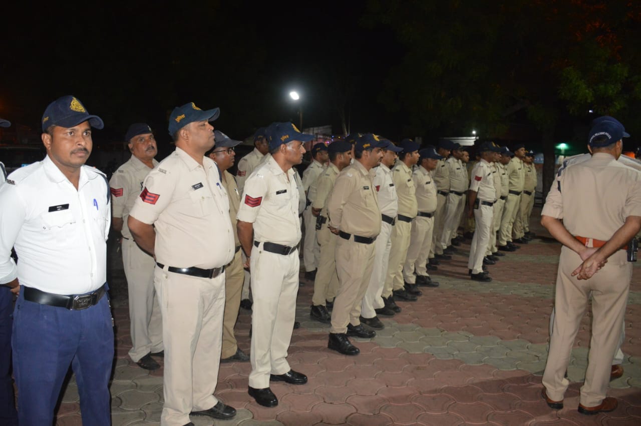 खंडवा जिले में चलाया गया नाइट कांबिंग गश्त अभियान