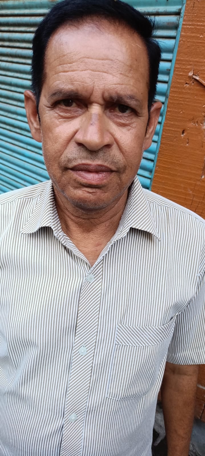 शहर के मोहल्ला बाग गुलशेर खां स्थित नगरीय प्राथमिक स्वास्थ्य केंद्र में मौजूद स्टॉफ । संवाद शहर के मोहल्ला बाग गुलशेर खां स्थित नगरीय प्राथमिक स्वास्थ्य केंद्र में मौजूद स्टॉफ । संवाद