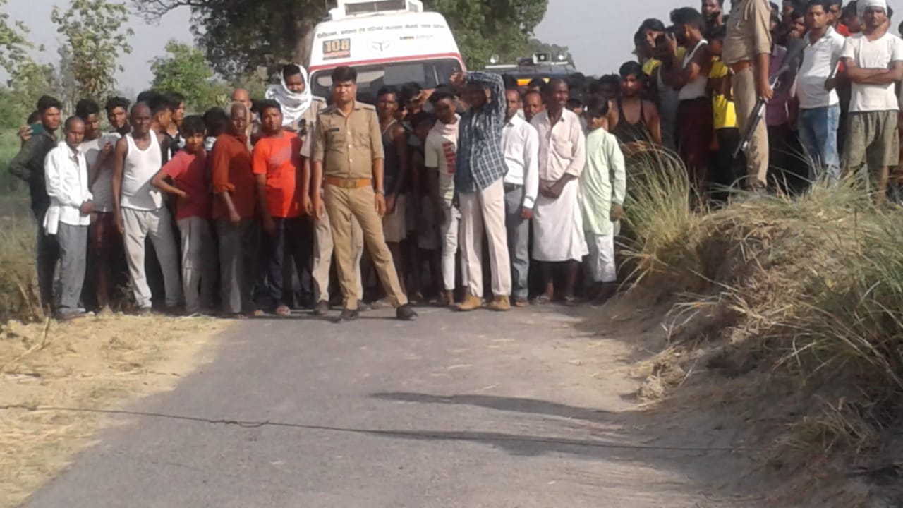 हादसे में जली मोटर साइकिल-संवाद हादसे में जली मोटर साइकिल-संवाद