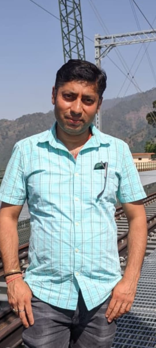 बिजली विभाग द्वारा खड़ी की गई समस्या के संदर्भ में जानकारी देते हुए व्यापार मंडल सुंदरबनी के सद बिजली विभाग द्वारा खड़ी की गई समस्या के संदर्भ में जानकारी देते हुए व्यापार मंडल सुंदरबनी के सद