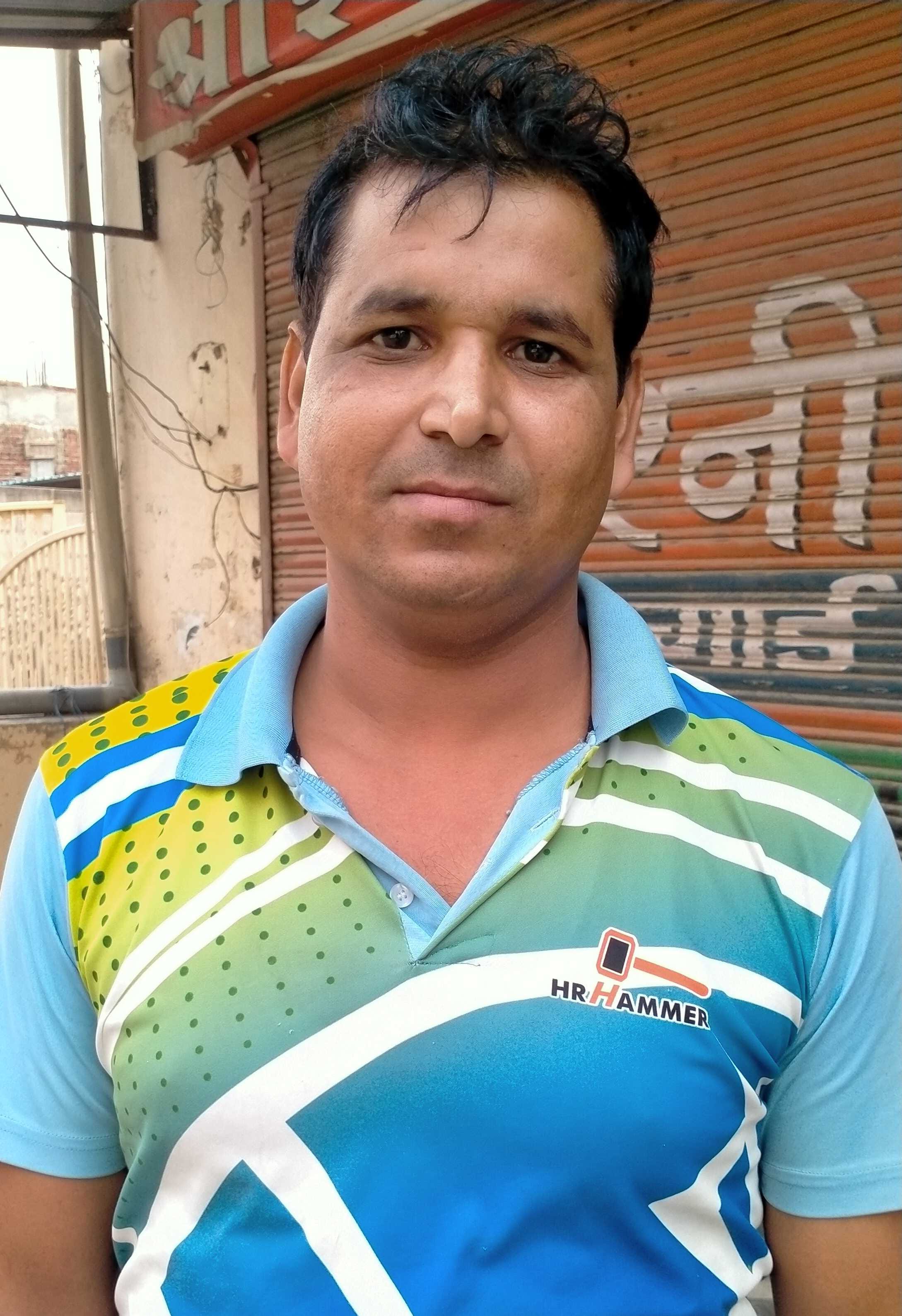 फोटो संख्या:63- गोशाला रोड के पास टूटा पड़ा सड़क मार्ग--स्रोत--संवाद फोटो संख्या:63- गोशाला रोड के पास टूटा पड़ा सड़क मार्ग--स्रोत--संवाद