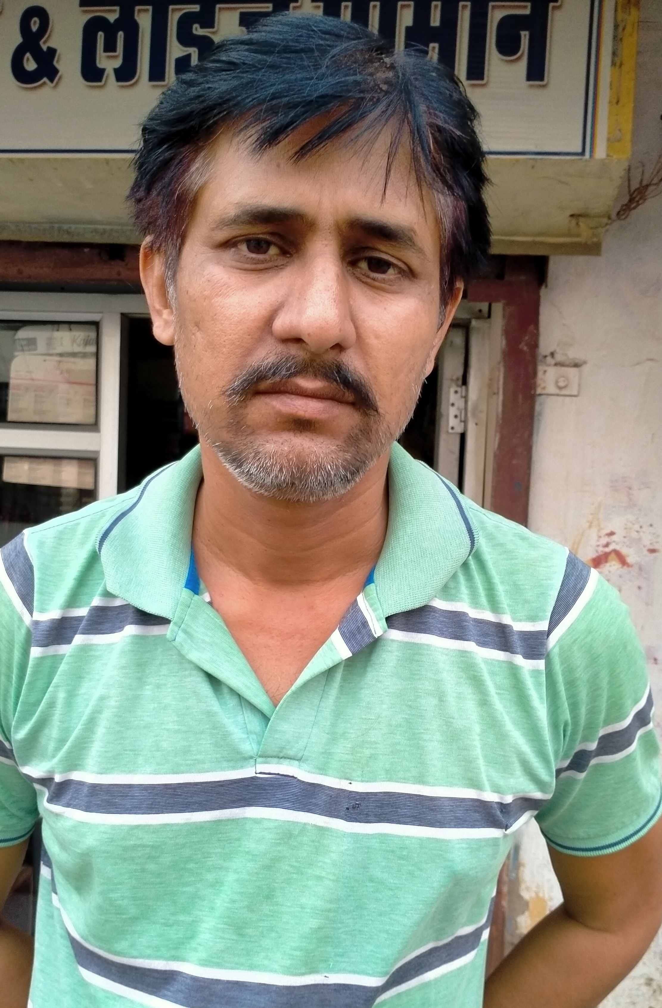 फोटो संख्या:63- गोशाला रोड के पास टूटा पड़ा सड़क मार्ग--स्रोत--संवाद फोटो संख्या:63- गोशाला रोड के पास टूटा पड़ा सड़क मार्ग--स्रोत--संवाद