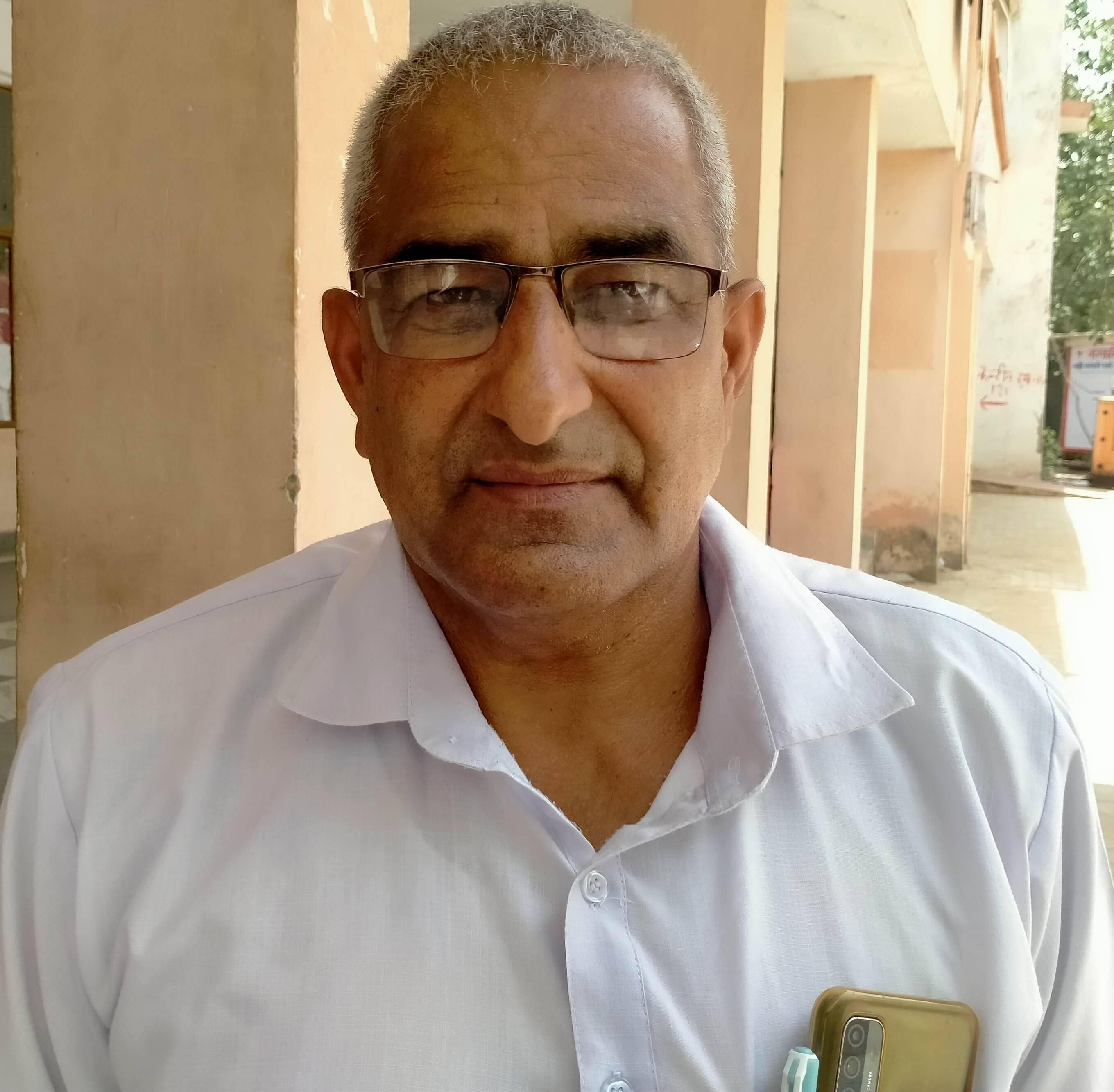 फोटो संख्या:60- पुराने डाकघर के गेट पर लगा ताला--स्रोत--संवाद फोटो संख्या:60- पुराने डाकघर के गेट पर लगा ताला--स्रोत--संवाद
