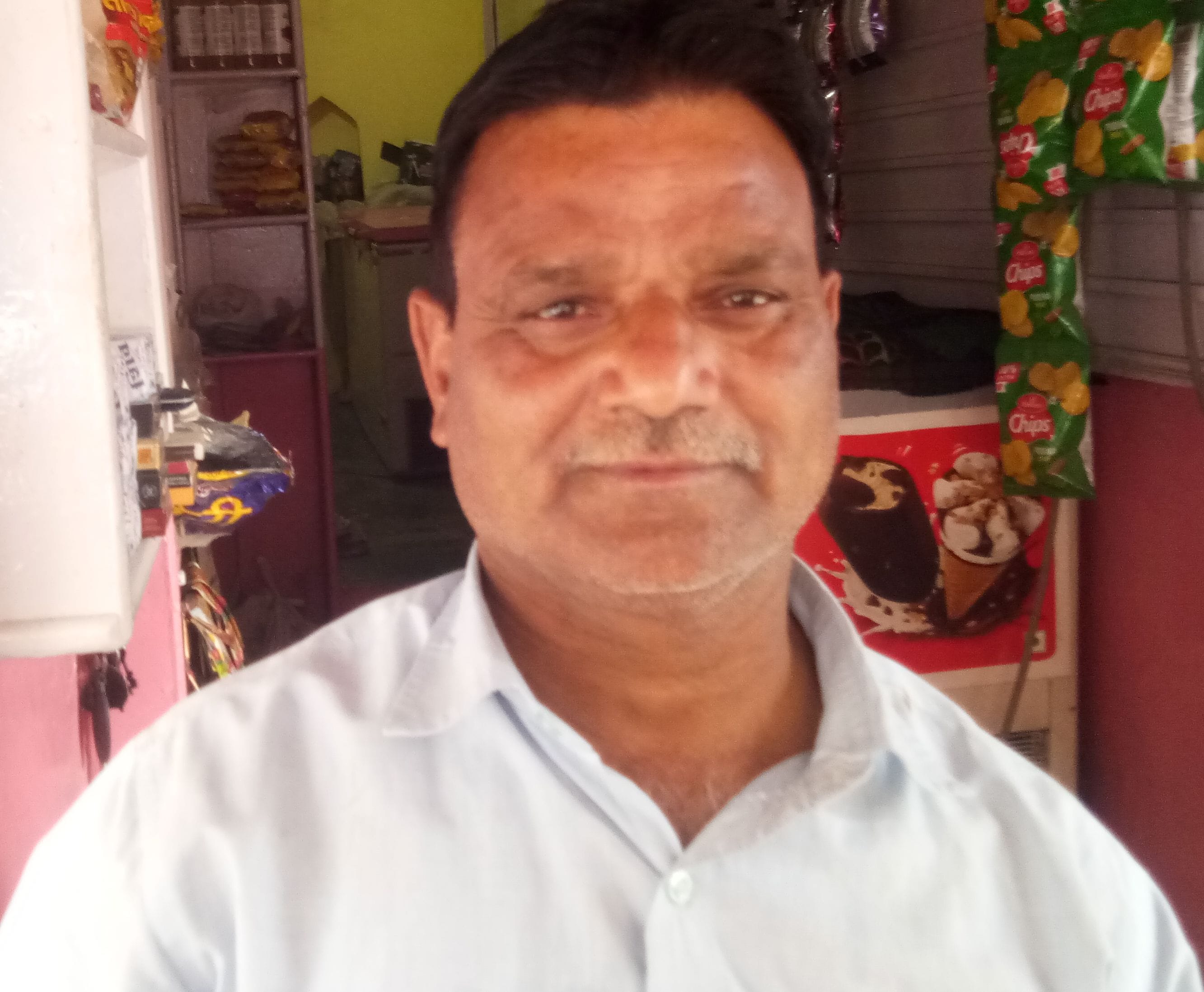 फोटो संख्या: 54 महेद्रगढ़ के मोहल्ला खटीकान में टूटा पड़ा सड़क मार्ग फोटो संख्या: 54 महेद्रगढ़ के मोहल्ला खटीकान में टूटा पड़ा सड़क मार्ग