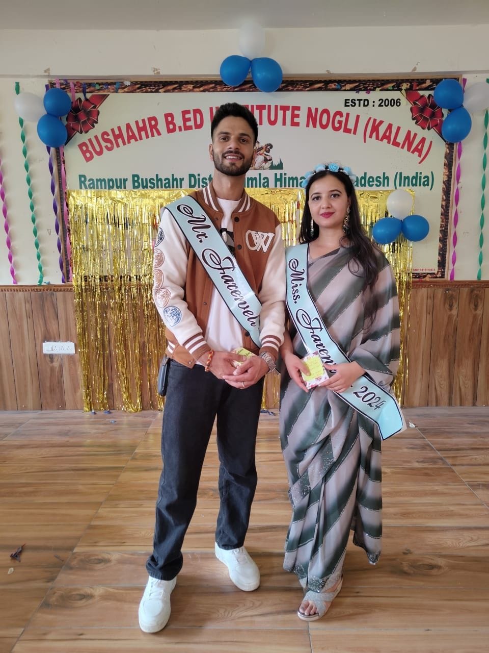 बुशहर बीएड कॉलेज नोगली में फेयरवेल पार्टी के दौरान नाटी लगाते प्रशिक्षु। संवाद बुशहर बीएड कॉलेज नोगली में फेयरवेल पार्टी के दौरान नाटी लगाते प्रशिक्षु। संवाद