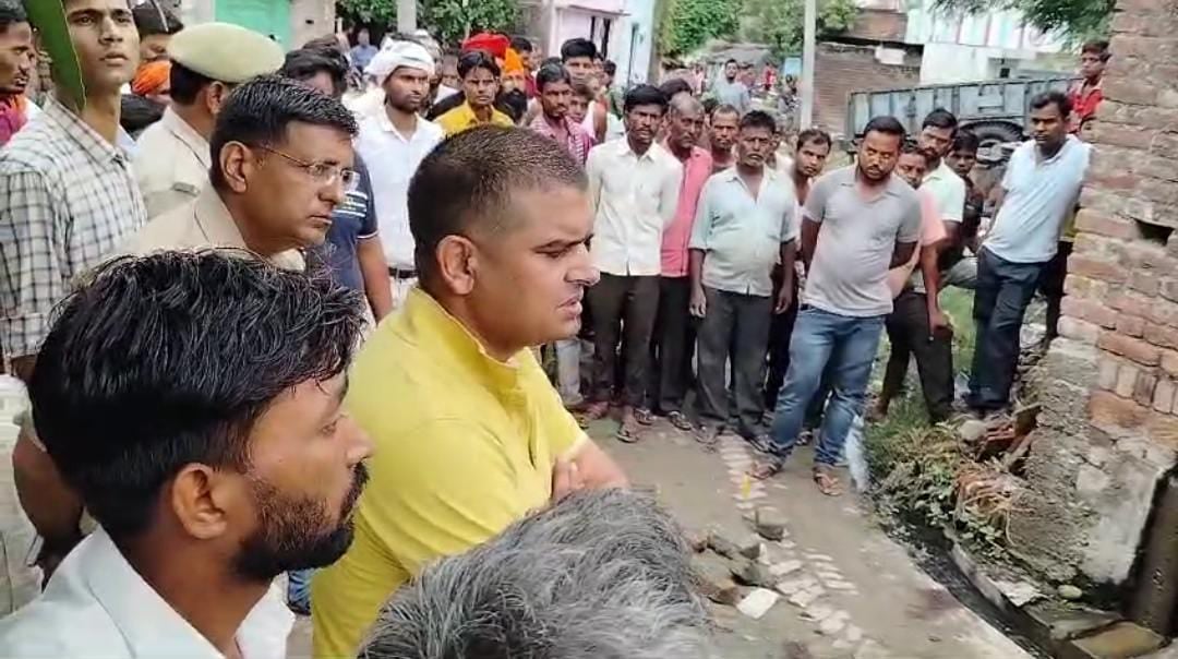 मृतक गौरव का फाइल फोटो। मृतक गौरव का फाइल फोटो।
