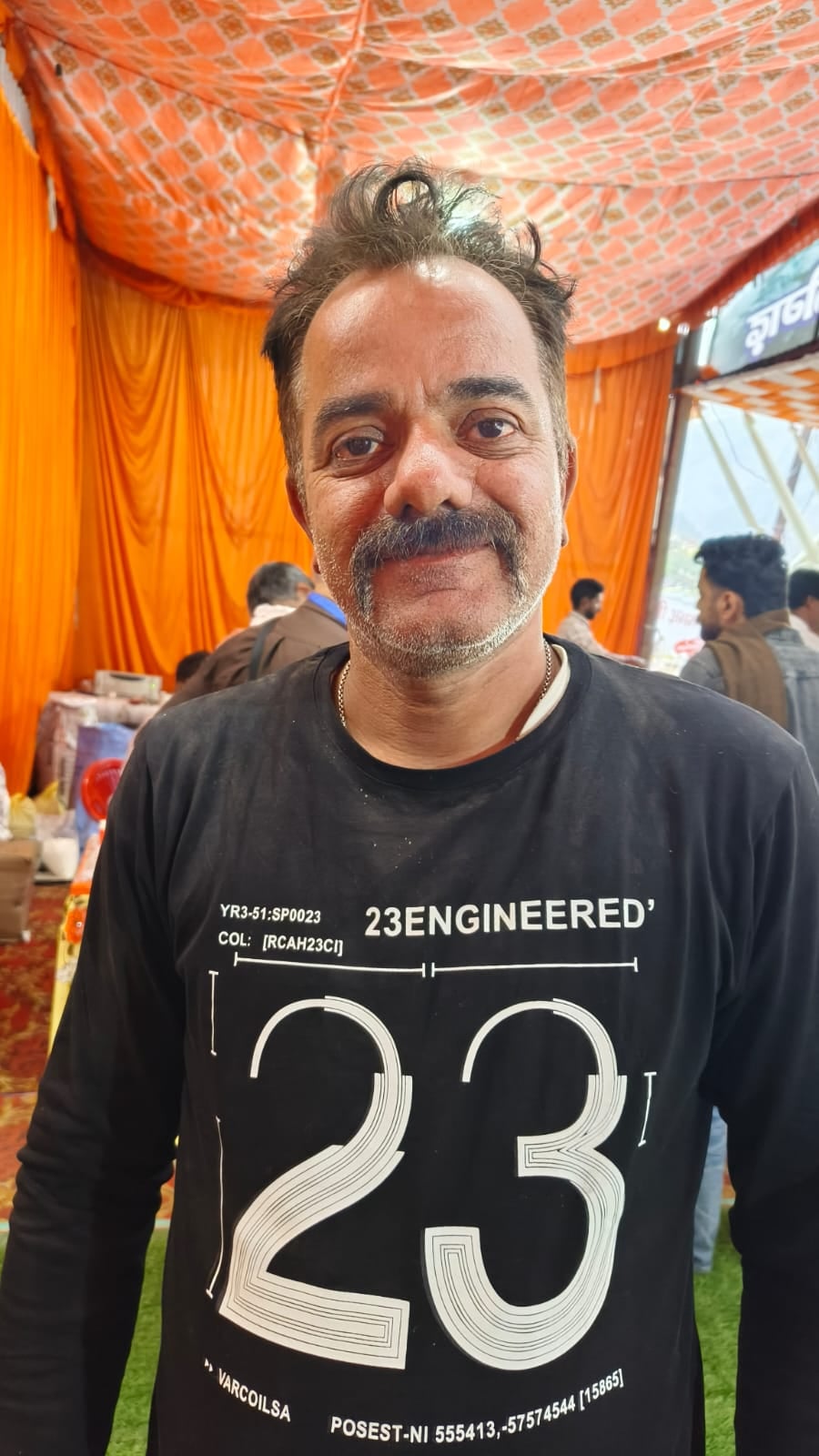 अमरनाथ यात्रा के पहले जत्थे में दर्शन करने पहुंचे अंबाला से भक्त अमित शर्मा व अन्य अमरनाथ यात्रा के पहले जत्थे में दर्शन करने पहुंचे अंबाला से भक्त अमित शर्मा व अन्य