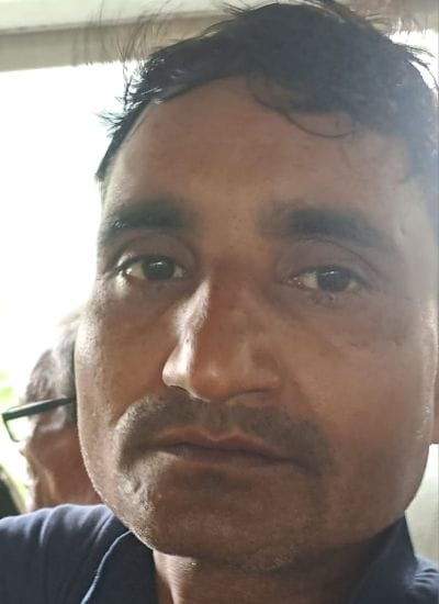 बनकोटा गांव के पास जाम में फंसे वाहन। संवाद बनकोटा गांव के पास जाम में फंसे वाहन। संवाद