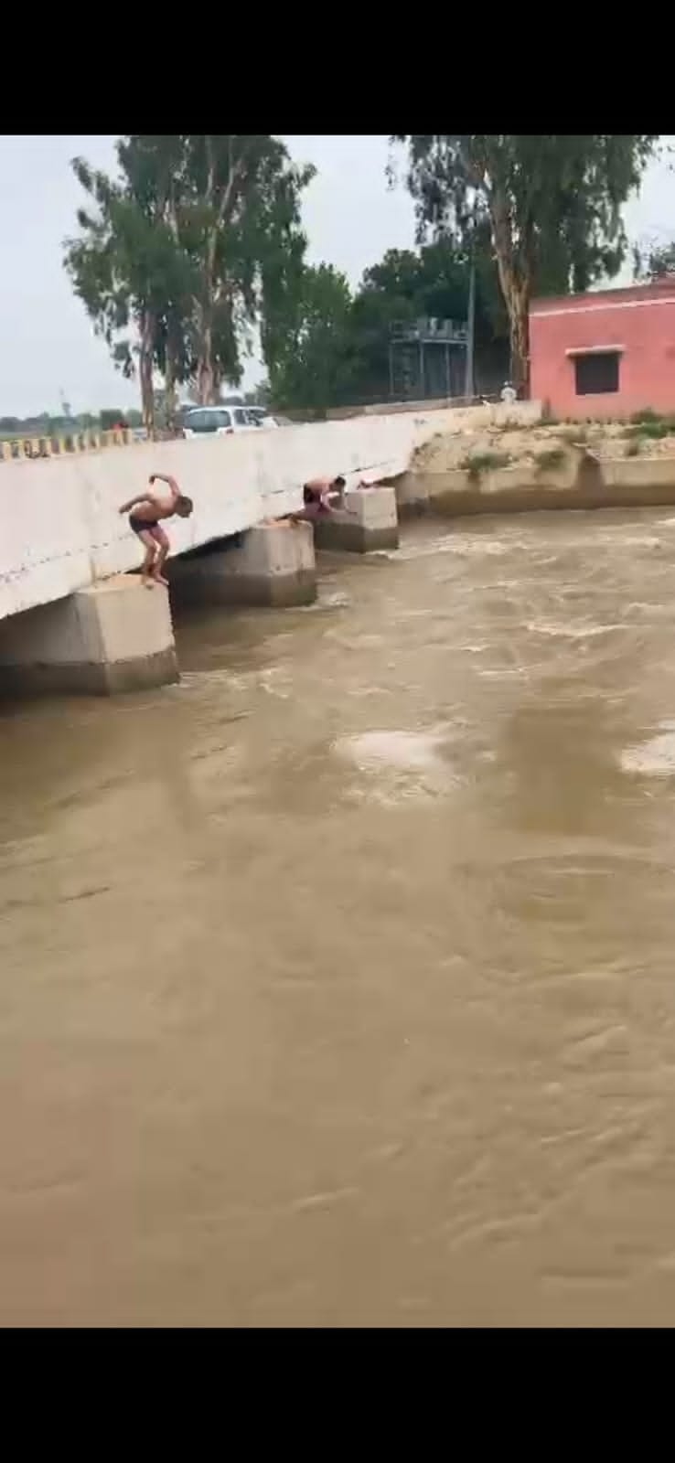 65....डॉक्टर विजय का फाइल फोटो 65....डॉक्टर विजय का फाइल फोटो