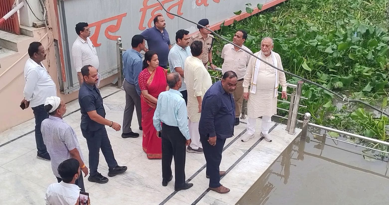 ककरा में भरा गर्रा नदी का पानी। संवाद ककरा में भरा गर्रा नदी का पानी। संवाद