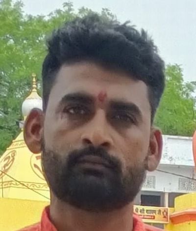 मुकेश चौहान। मुकेश चौहान।