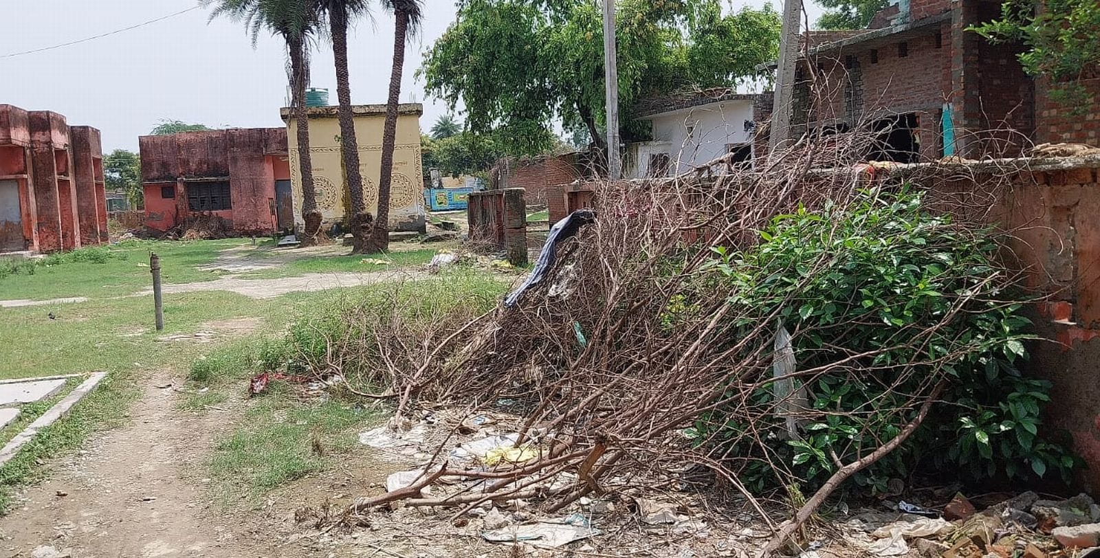 नवीन स्वास्थ्य केंद्र भूड़ा भदरौल में लगा ताला। संवाद