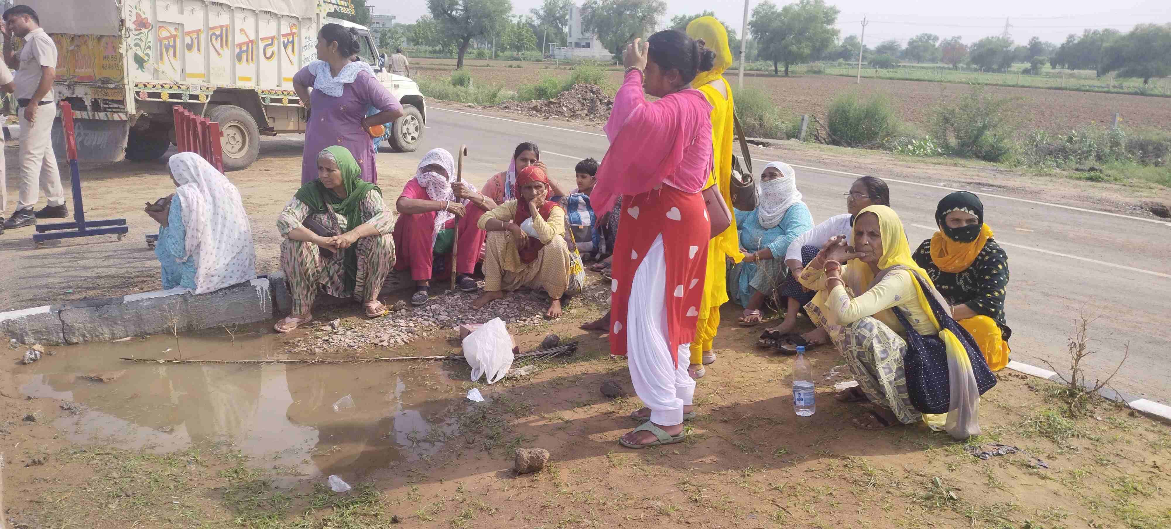 फोटो संख्या:62- थोडा जोर लगा के... मंगलवार को हकेंवि में आयोजित बीसी सम्मान समारोह कार्यक्रम के फोटो संख्या:62- थोडा जोर लगा के... मंगलवार को हकेंवि में आयोजित बीसी सम्मान समारोह कार्यक्रम के