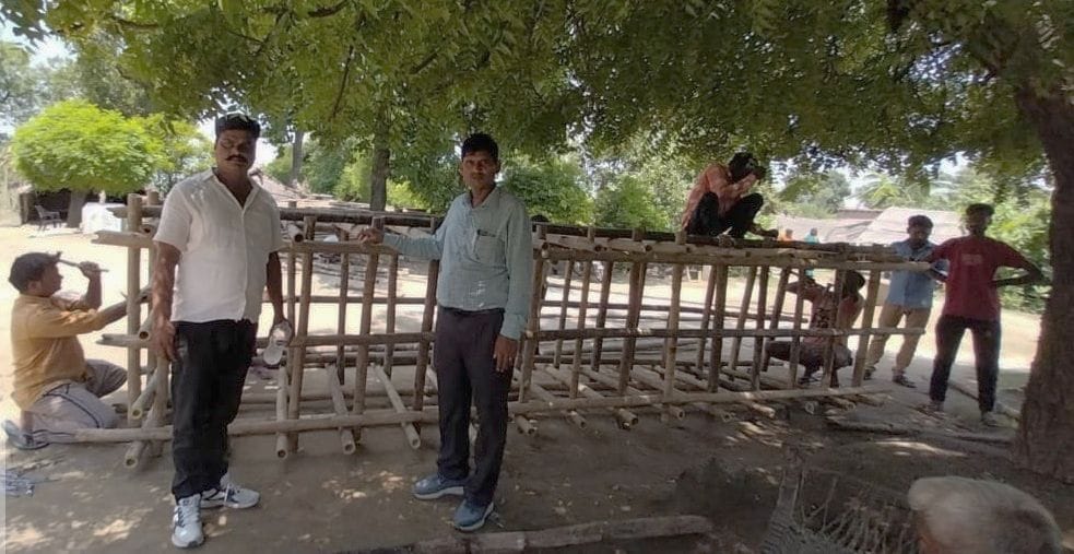 बिजुआ में शारदा नदी से हो रहा कटान। संवाद बिजुआ में शारदा नदी से हो रहा कटान। संवाद