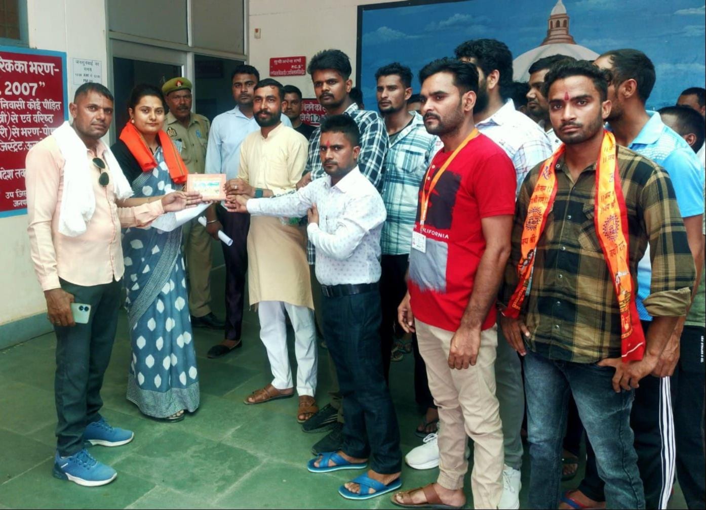 शामली फल विक्रेता चंदन सिंह शामली फल विक्रेता चंदन सिंह
