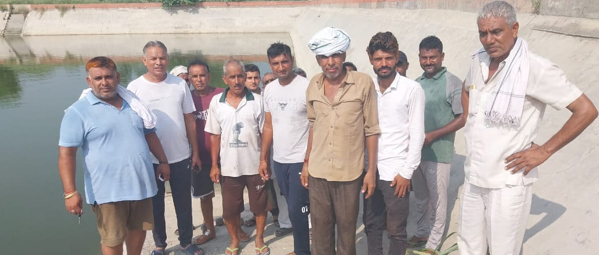 30जेएनडी10: फिल्टर टैंक में पानी में मरा नजर आ रहा चूहा। संवाद