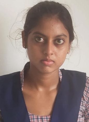 सड़क को लेकर प्रदर्शन करते राजकीय इंटर कॉलेज बोंदरी के बच्चे। संवाद सड़क को लेकर प्रदर्शन करते राजकीय इंटर कॉलेज बोंदरी के बच्चे। संवाद