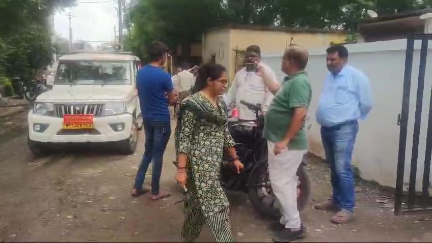 वीडियो जारी करना विवाहिता ने बताई प्रताड़ना की दास्तान