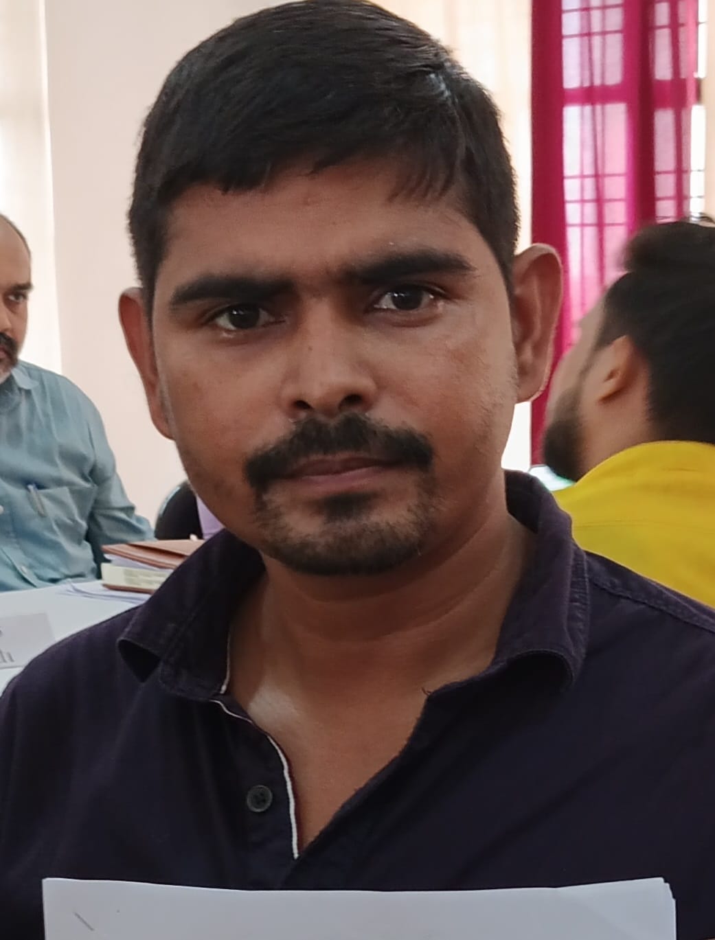 तहसील में आयोजित संपूर्ण समाधान दिवस में शिकायतें सुनते एसडीएम और सीओ। संवाद तहसील में आयोजित संपूर्ण समाधान दिवस में शिकायतें सुनते एसडीएम और सीओ। संवाद