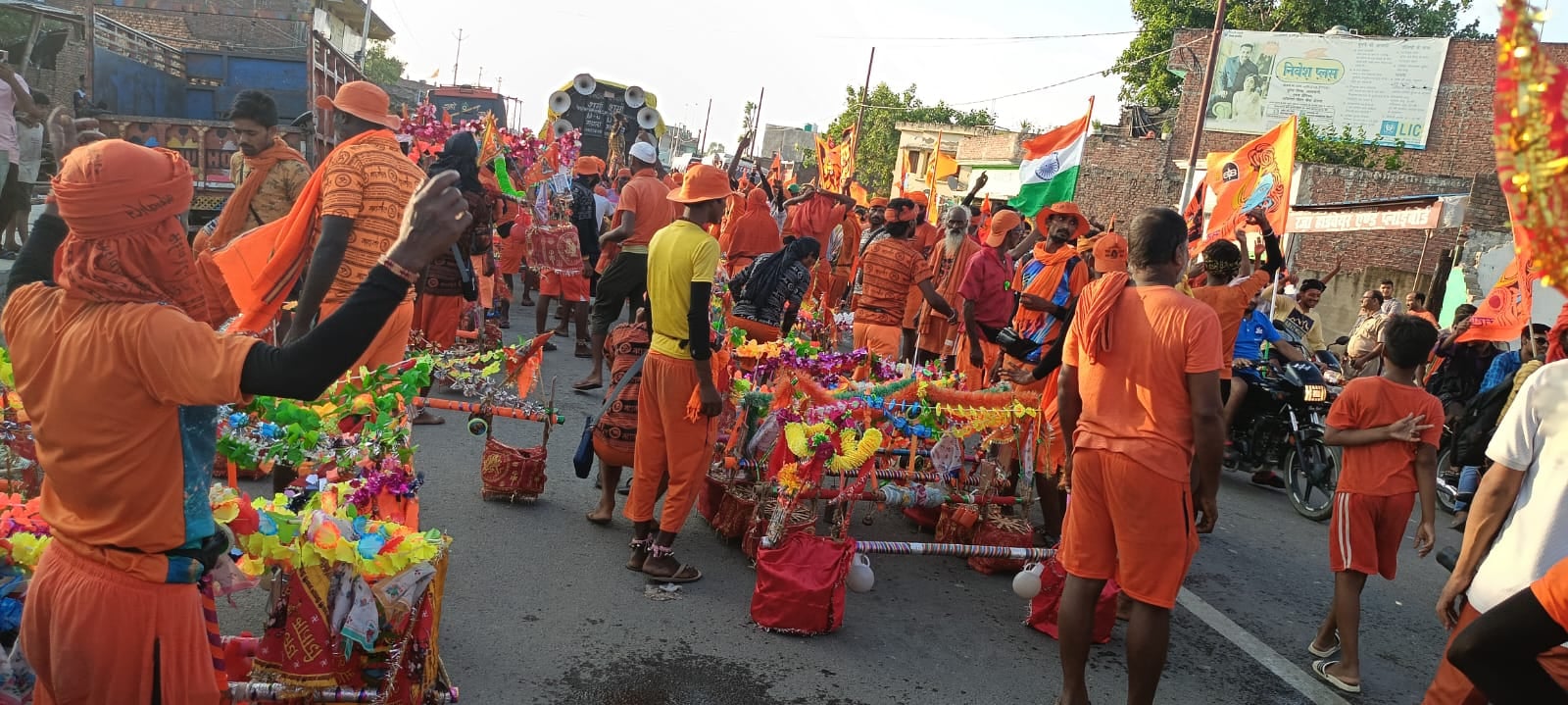 घायल कांवड़िया श्रीकृष्ण।