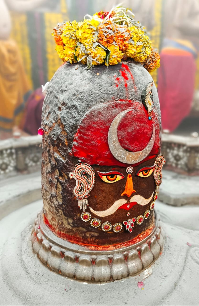 रात 3 बजे जागे बाबा महाकाल... पहले स्नान फिर श्रृंगार और अंत मे रमाई भस्म