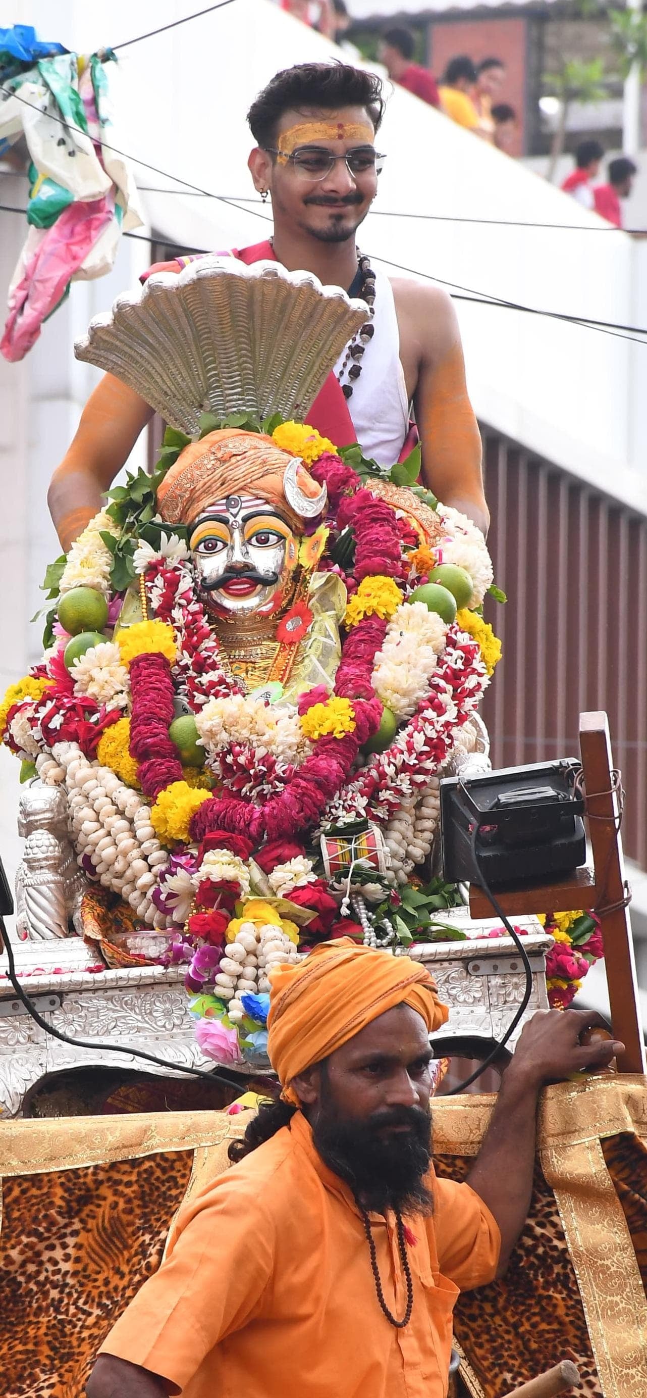 उज्जैन के राजा बाबा महाकाल इसीलिए सवारी भी निकलती है दिव्य और भव्य