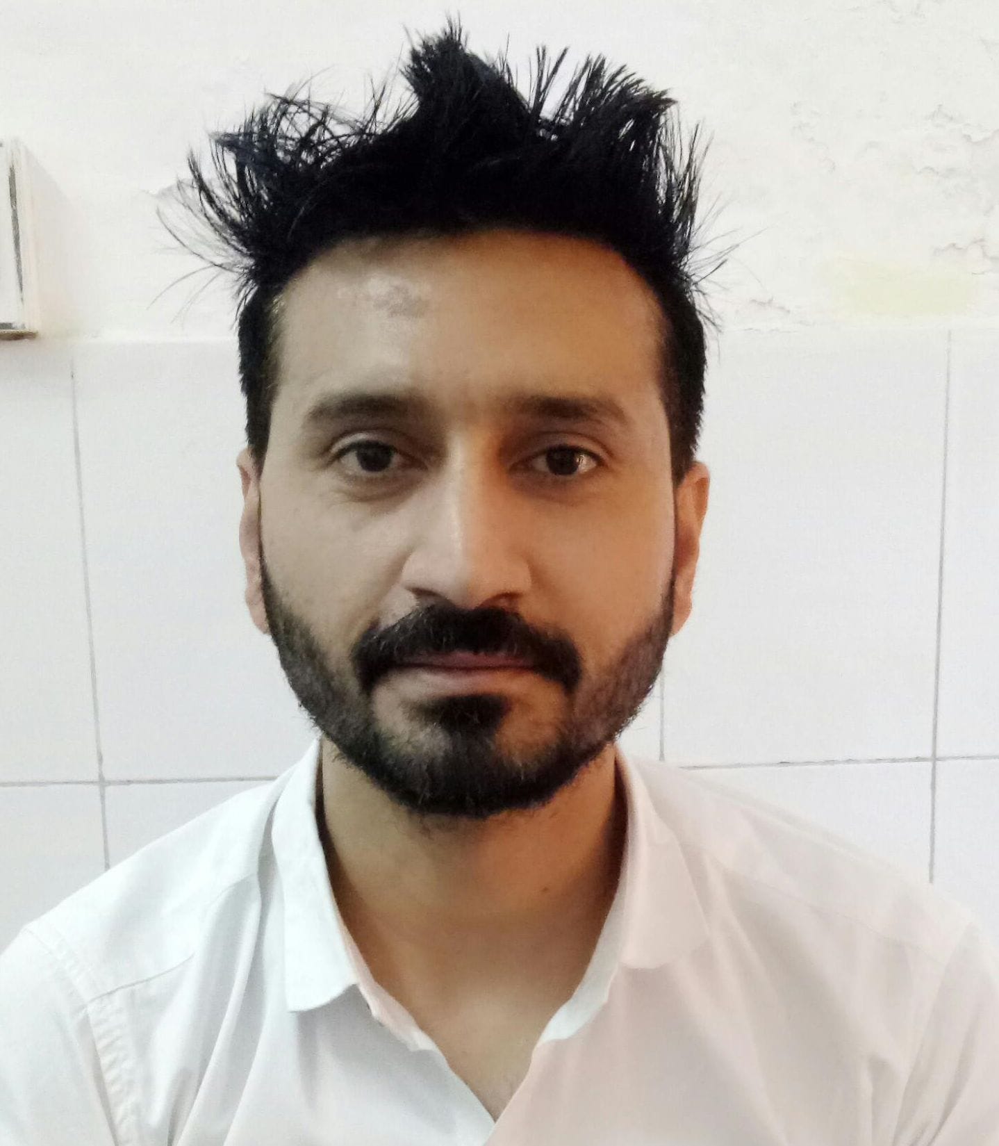 फोटो संख्या: 53 नागरिक अस्पताल महेंद्रगढ़ में ओपीडी के बाहर लगी लाइन---संवाद फोटो संख्या: 53 नागरिक अस्पताल महेंद्रगढ़ में ओपीडी के बाहर लगी लाइन---संवाद