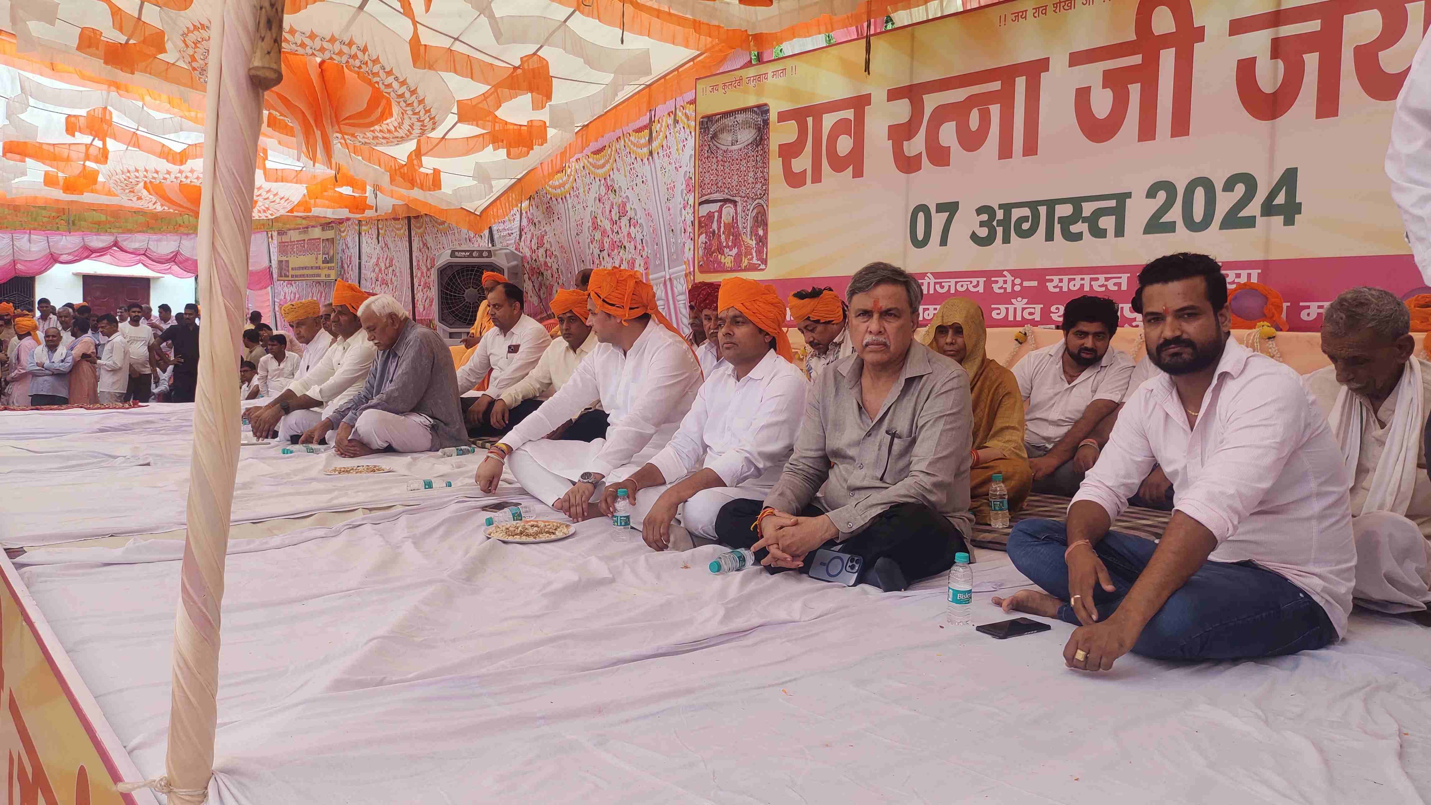 फोटो संख्या:75- गांव श्यामपुरा में राव रत्ना जयंती के अवसर पर आयोजित समारोह में उपस्थित राजपूत