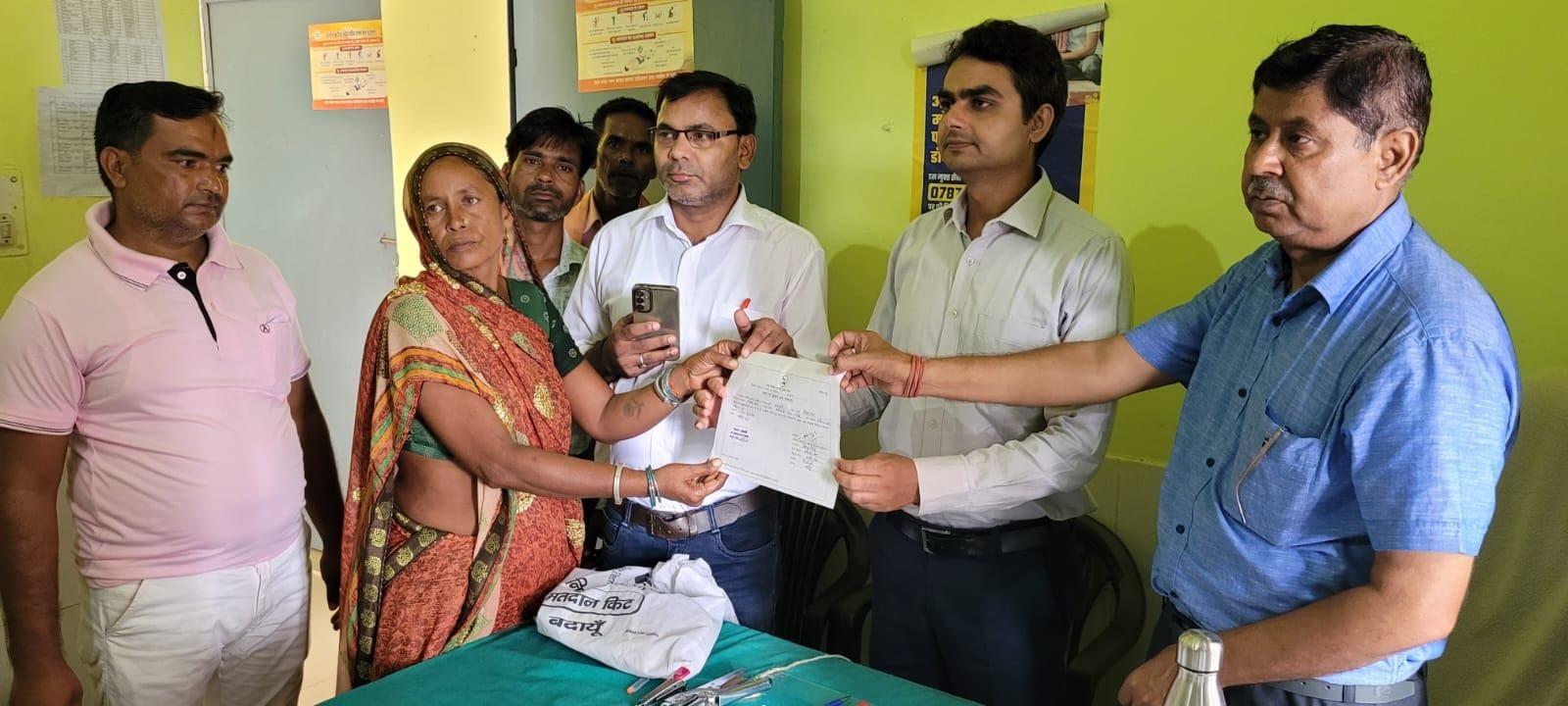 जगत ब्लॉक की ग्राम पंचायत रिजौली में प्रधान पद पर नेत्रपाल के जीतने पर प्रमाण पत्र दिया गया। स् जगत ब्लॉक की ग्राम पंचायत रिजौली में प्रधान पद पर नेत्रपाल के जीतने पर प्रमाण पत्र दिया गया। स्