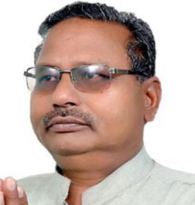 पूरनपुर का रेलवे स्टेशन।संवाद पूरनपुर का रेलवे स्टेशन।संवाद