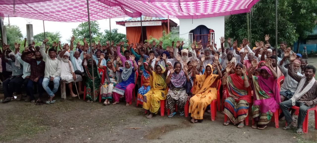 पूरनपुर क्षेत्र की ध्रुव कॉलोनी के समीप कटान करती शारदा नदी।स्रोत:ग्रामीण पूरनपुर क्षेत्र की ध्रुव कॉलोनी के समीप कटान करती शारदा नदी।स्रोत:ग्रामीण