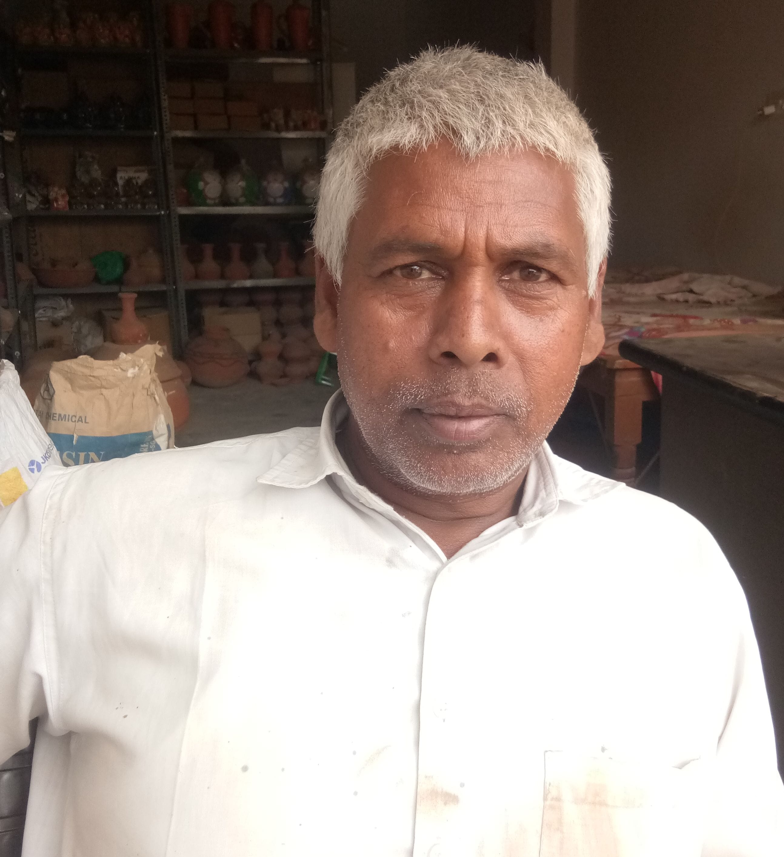 फोटो संख्या: 51 शहर के सिनेमा रोड पर टूटा हुआ सड़क मार्ग--संवाद फोटो संख्या: 51 शहर के सिनेमा रोड पर टूटा हुआ सड़क मार्ग--संवाद
