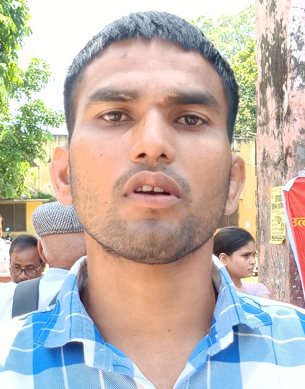 सुमन।