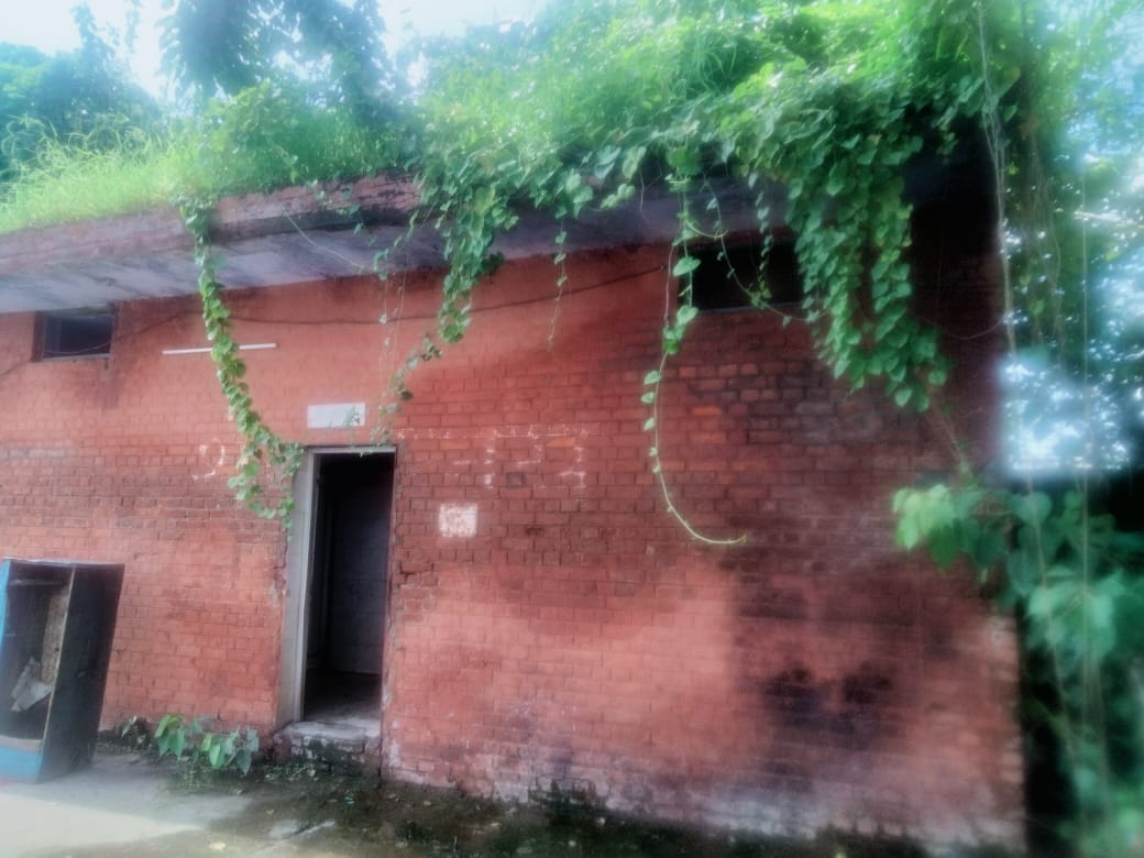 अंबाला शहर स्थित रोडवेज वर्कशाप में जमा बरसात का पानी।