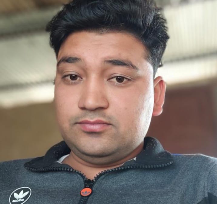 फोटो- 01नारनौल के मिश्रवाड़ा मोहल्ले में बना स्पीड ब्रेकर। संवाद फोटो- 01नारनौल के मिश्रवाड़ा मोहल्ले में बना स्पीड ब्रेकर। संवाद