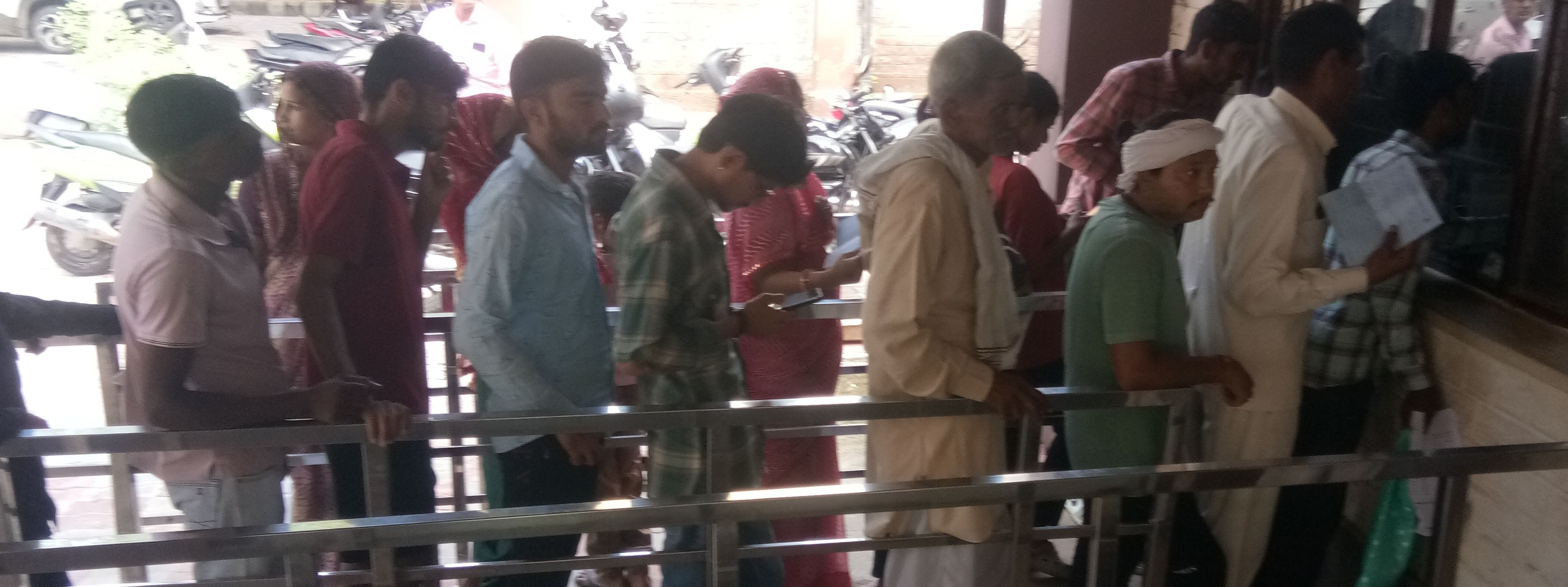 फोटो संख्या: 57 नागरिक अस्पताल में 20 बैड का स्पेशल वार्ड---संवाद फोटो संख्या: 57 नागरिक अस्पताल में 20 बैड का स्पेशल वार्ड---संवाद