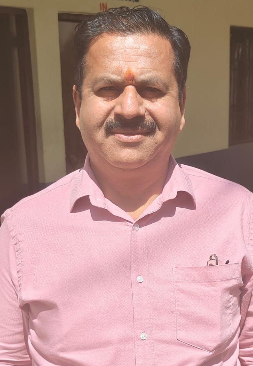 प्रताप सिंह ।