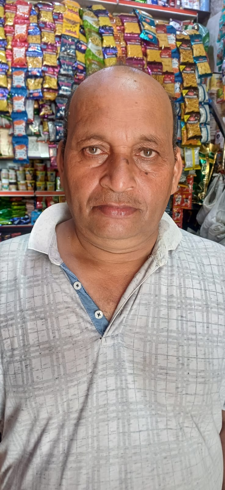अंबाला छावनी में बब्याल रोड पर चल रहा पेचवर्क का काम अंबाला छावनी में बब्याल रोड पर चल रहा पेचवर्क का काम