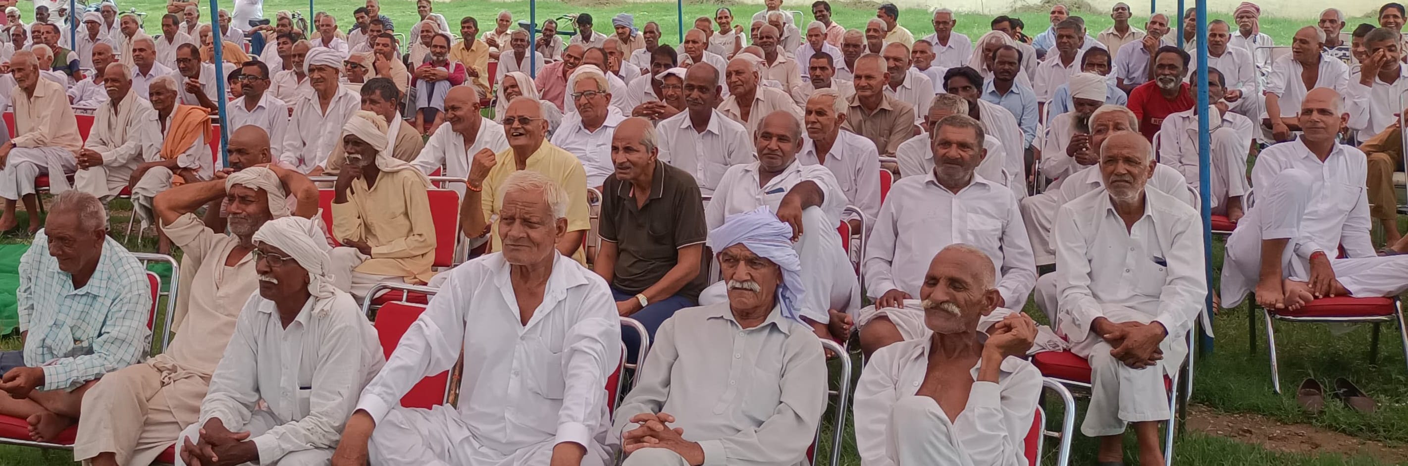 कुरुक्षेत्र। सांग की प्रसतुति देते कलाकार। संवाद