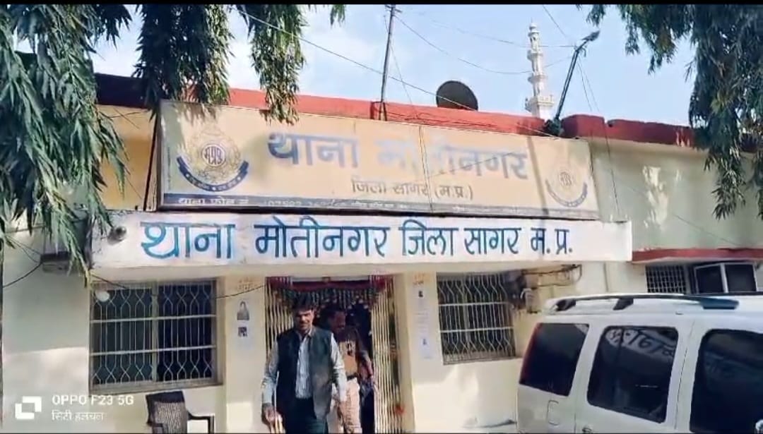 महिला चिकित्सकों पर मामला दर्ज महिला चिकित्सकों पर मामला दर्ज