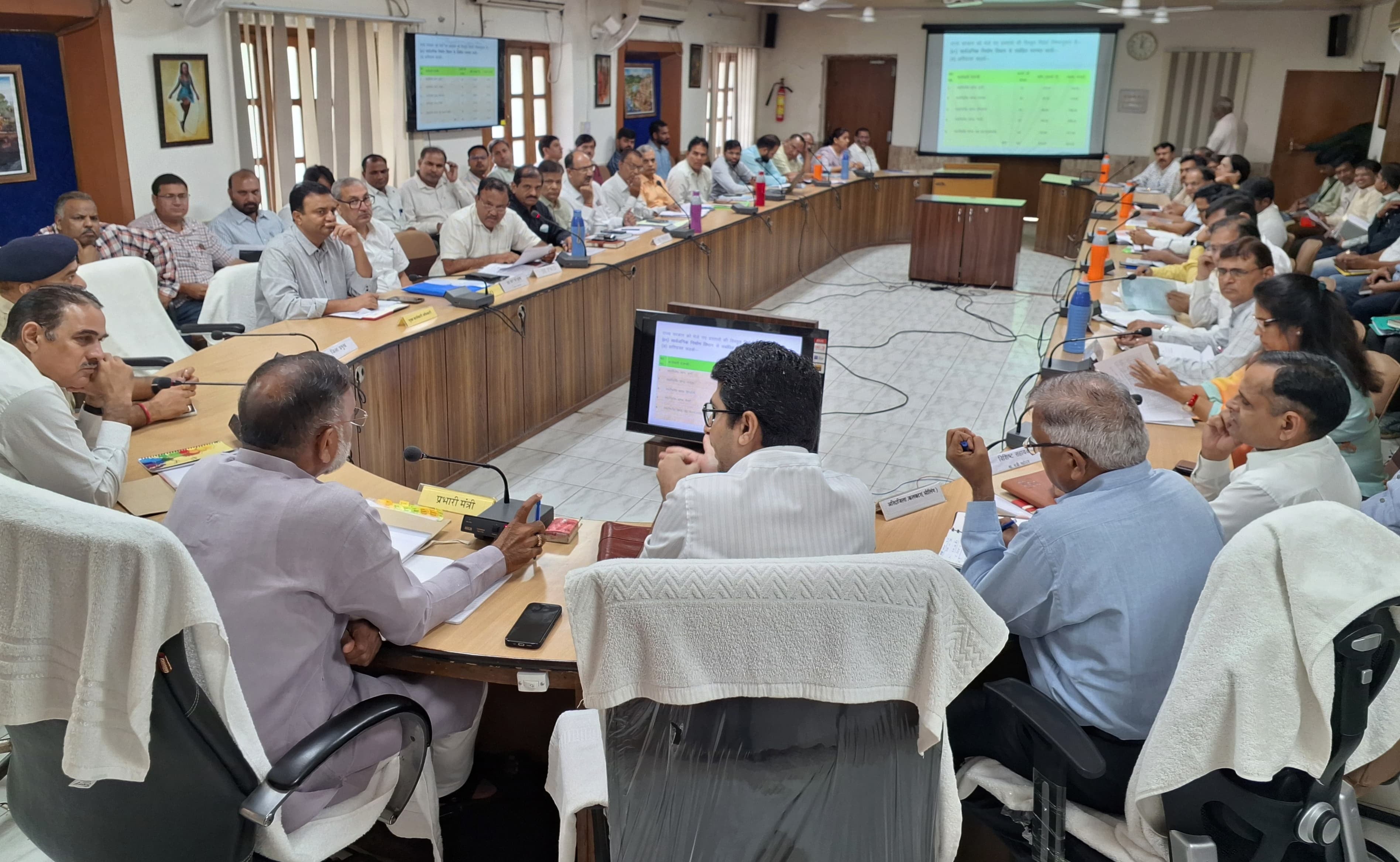 राजस्थान में बाढ़ बारिश के बाद एक्टिव मोड़ में भजन लाल सरकार, बूंदी में ऊर्जा मंत्री ने किया बा