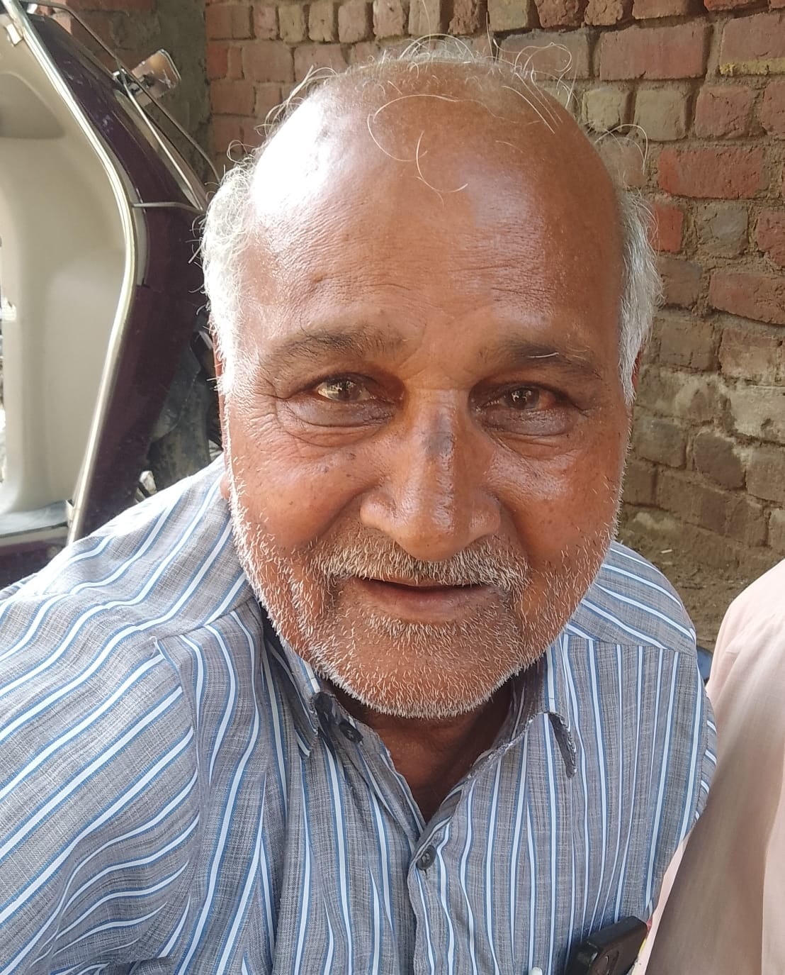 फोटो- 11छोटा बड़ा तालाब के पास सड़क पर जमा बरसाती पानी। संवाद फोटो- 11छोटा बड़ा तालाब के पास सड़क पर जमा बरसाती पानी। संवाद